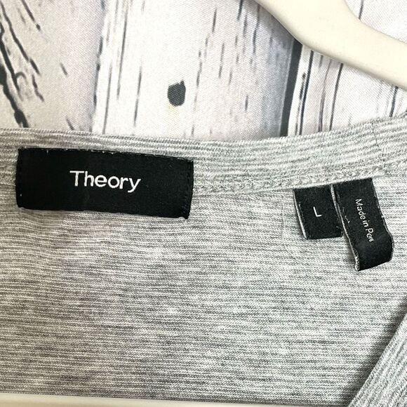 Theory Striped V-Neck T-Shirt Gray L - Picture 3 of 7